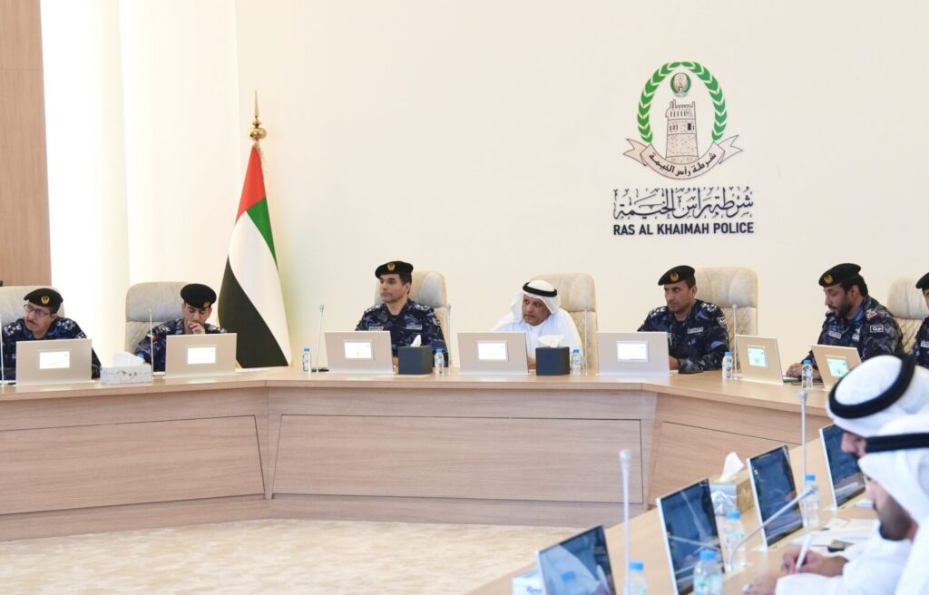 شرطة رأس الخيمة تنظم فعالية شبابية حول مستقبل الذكاء الاصطناعي