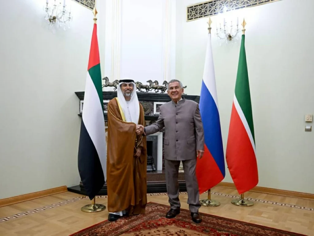 سهيل المزروعي يشارك في مؤتمر قازان للنفط والغاز في تتارستان الروسية