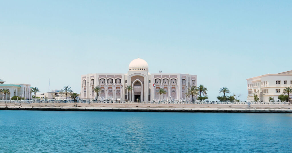 “كهرباء ومياه وغاز الشارقة” تطلق برنامج توعية بالاستدامة لـ4000 طالب