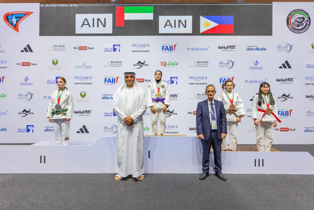 منتخب الإمارات يحقق 13 ميدالية ببطولة العالم للجوجيتسو تحت 21 عاماً