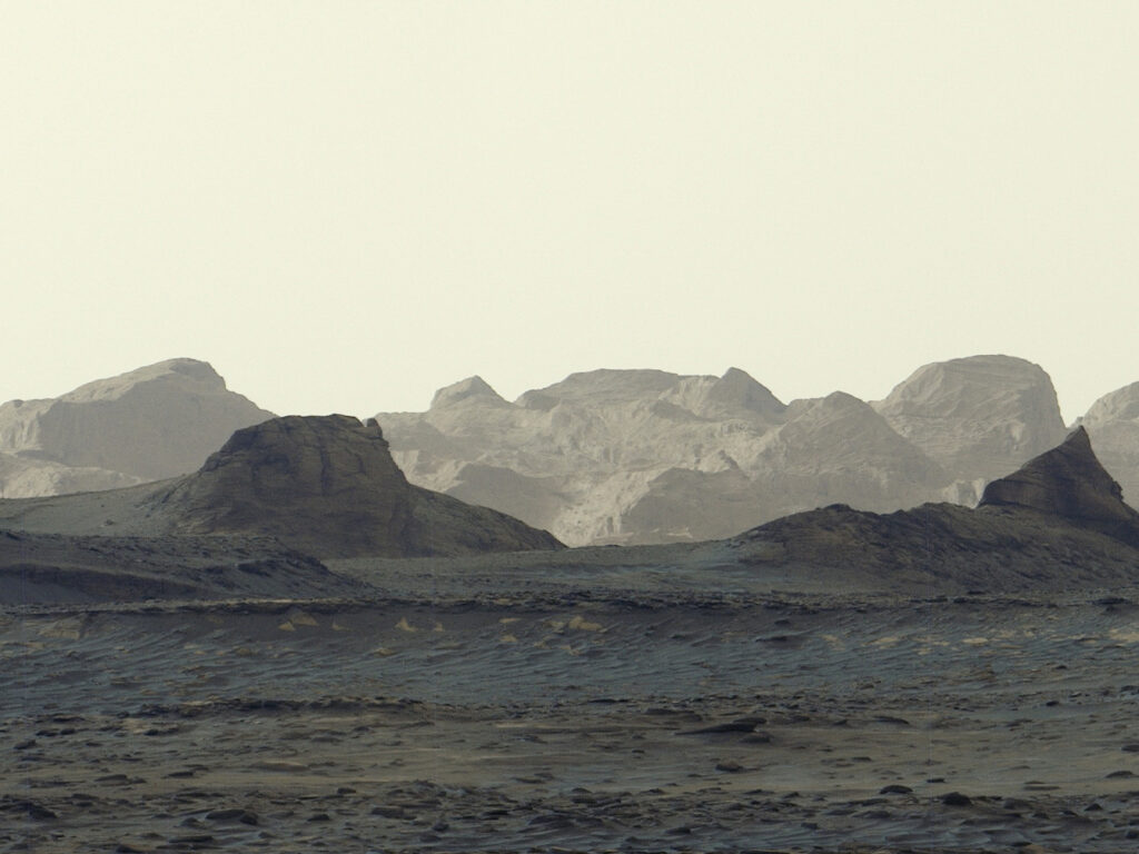 “ناسا” توثق مشهداً مذهلاً لشروق الشمس على المريخ