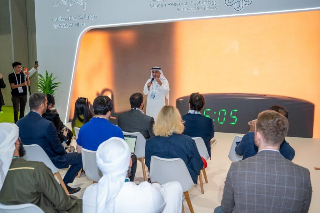 مجمع الشارقة للابتكار يطلق “مسرّع الشارقة” للصناعات المتقدمة في الذكاء الاصطناعي