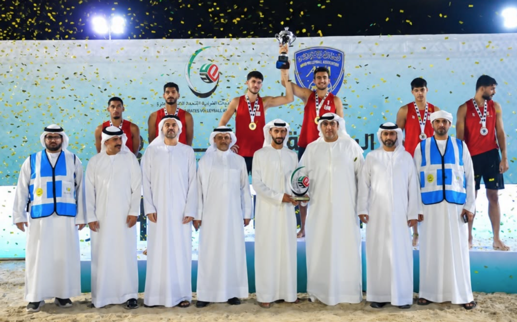 منتخب لبنان يتوج بلقب البطولة العربية للطائرة الشاطئية في أبوظبي